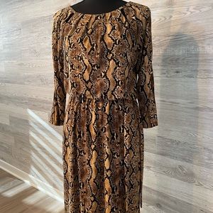 Thalia Sodi snake pattern dress